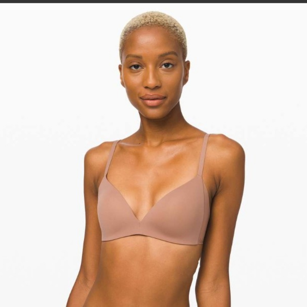 NWOT Lululemon Take Shape Bra